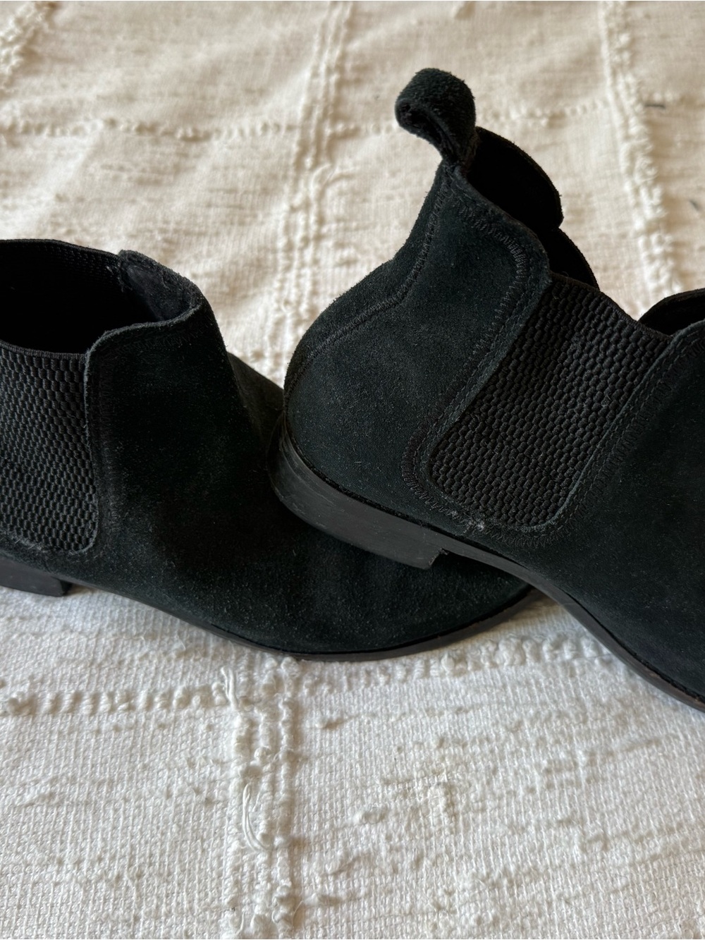 Toms Black Suede Chelsea Ella Ankle Boots size 8 - Picture 4 of 7